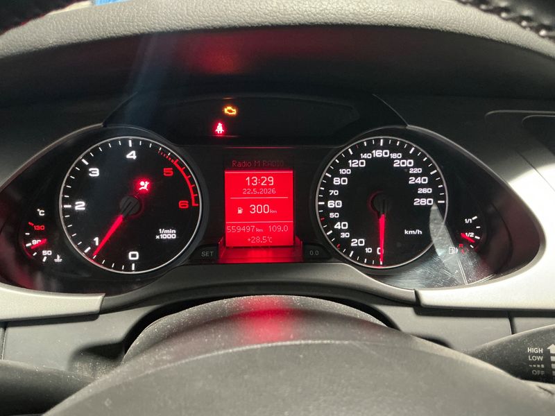 Audi A4 2.0 TDI Ambiente — zdjęcie 13