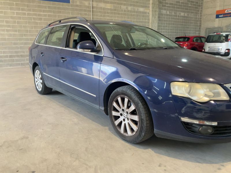 Volkswagen Passat 2.0 TDI Comfortline 2008 – снимка 12