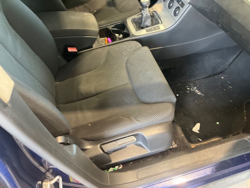 Volkswagen Passat 2.0 TDI Comfortline 2008 – снимка 30