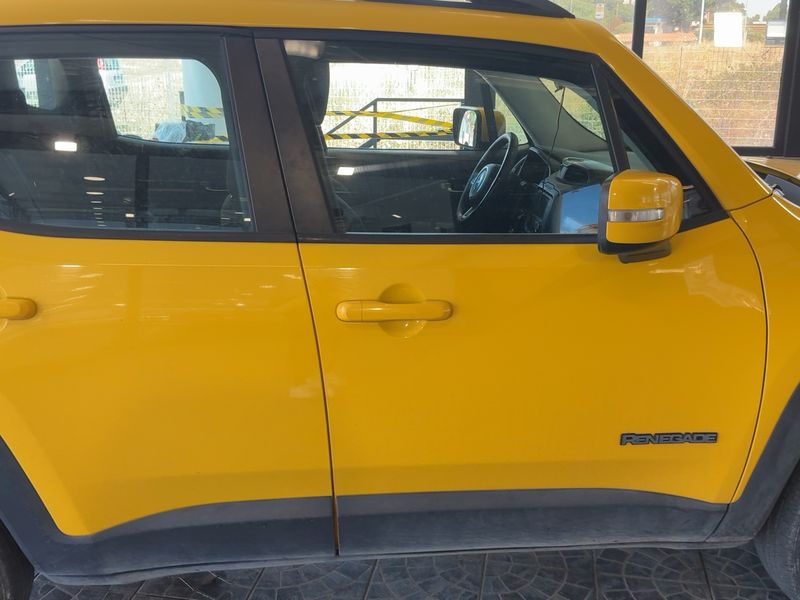 Jeep Renegade 2.0 M-Jet Night Eagle 4WD — zdjęcie 7