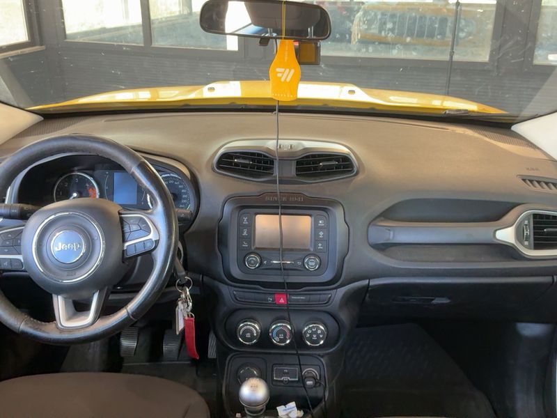 Jeep Renegade 2.0 M-Jet Night Eagle 4WD — zdjęcie 12