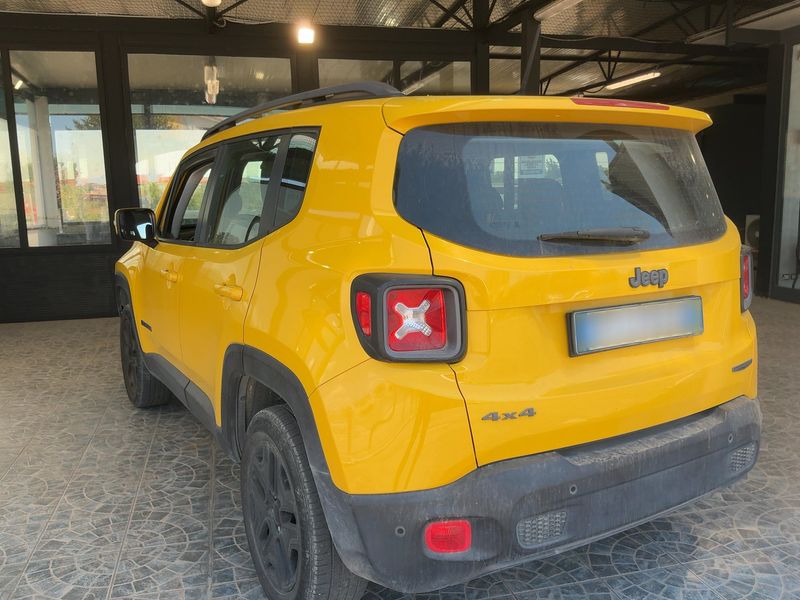 Jeep Renegade 2.0 M-Jet Night Eagle 4WD — zdjęcie 3