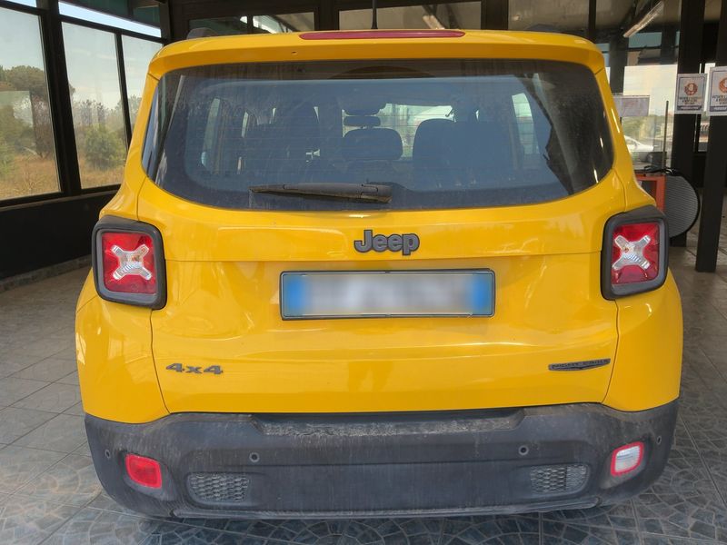 Jeep Renegade 2.0 M-Jet Night Eagle 4WD — zdjęcie 5