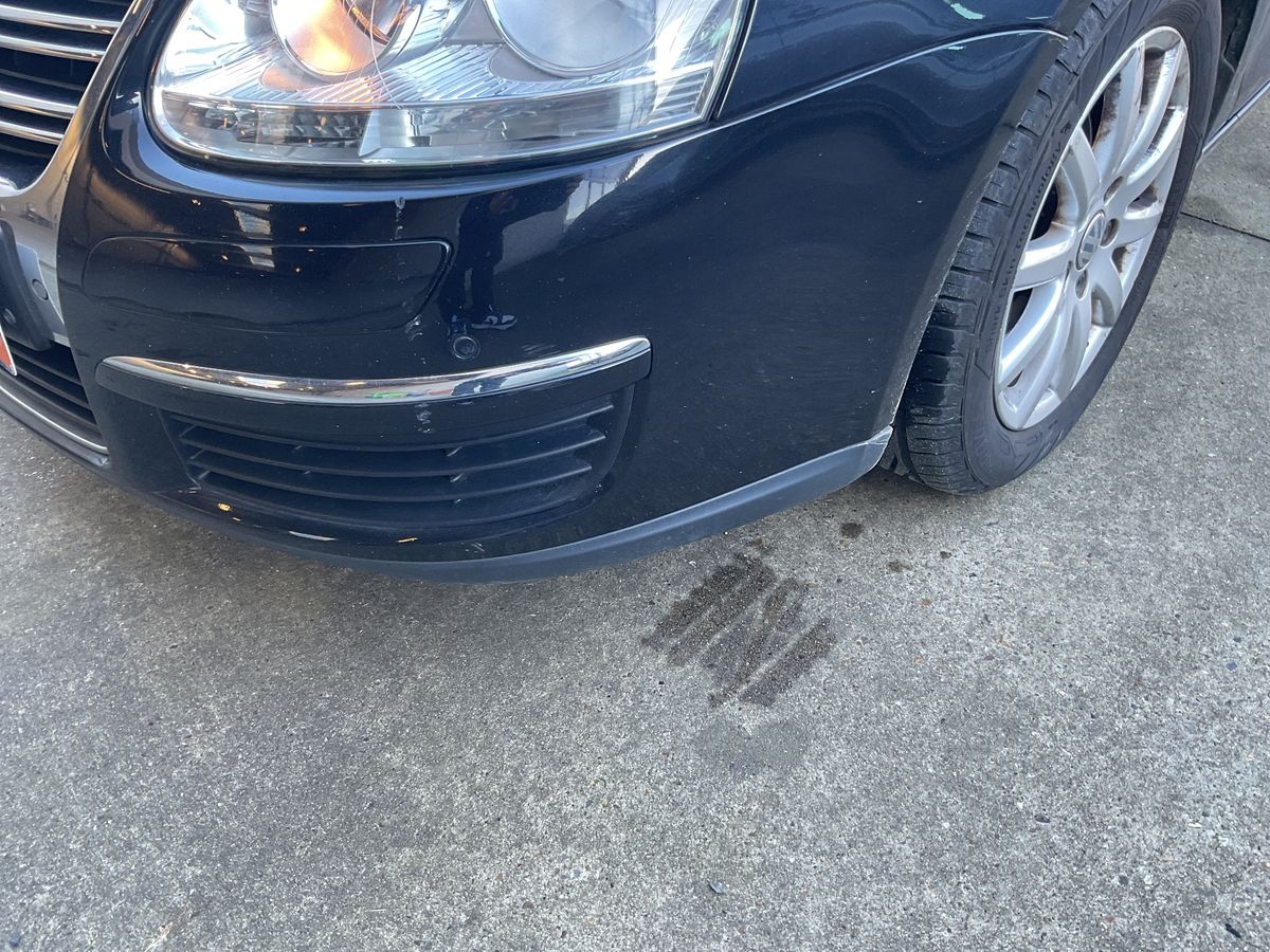 Volkswagen Jetta 2010 — photo 52