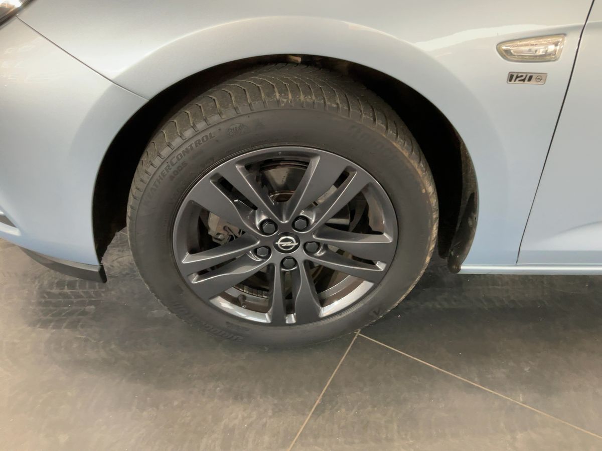 Opel Astra 2019 — photo 4