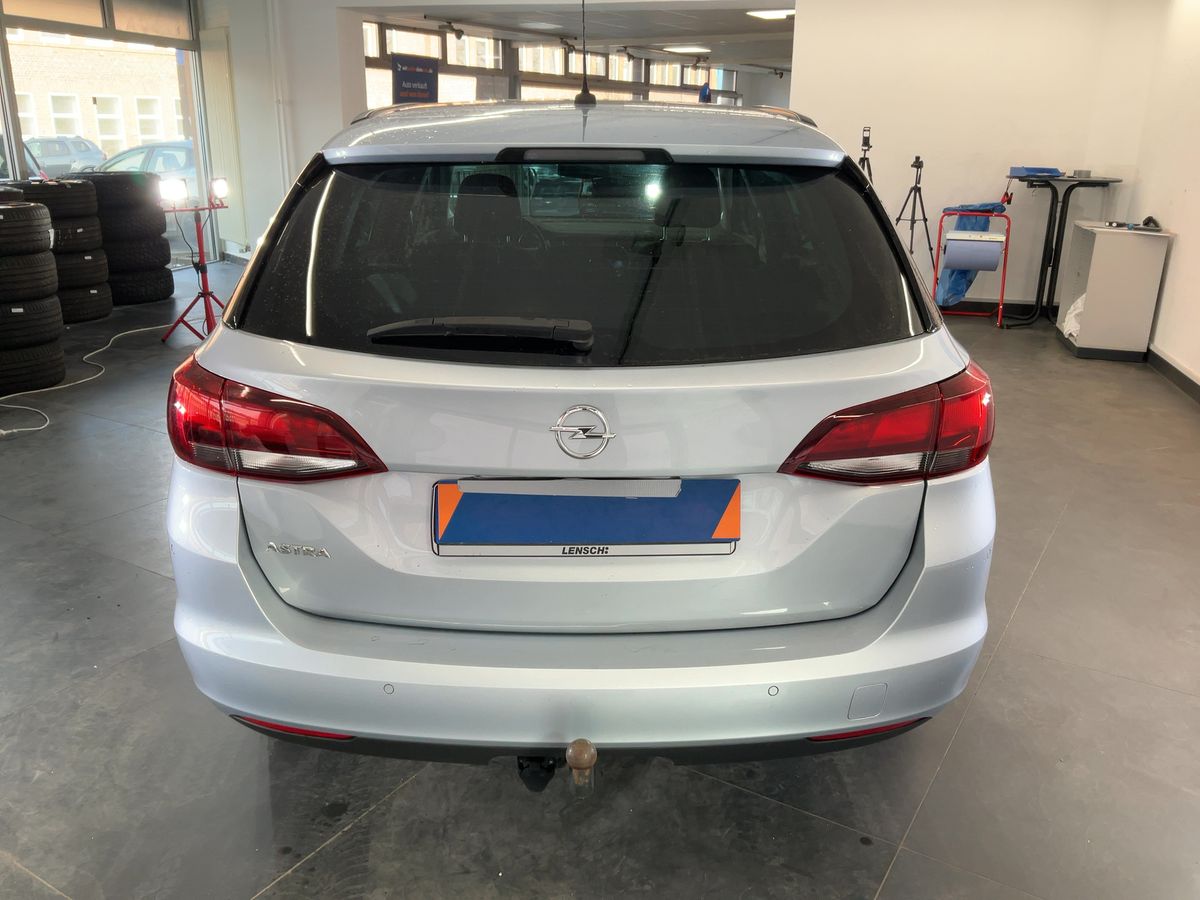 Opel Astra 2019 — photo 8