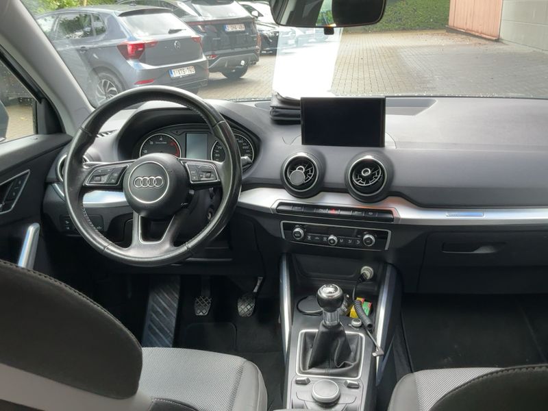 Audi Q2 1.6 TDI Sport edition — zdjęcie 12