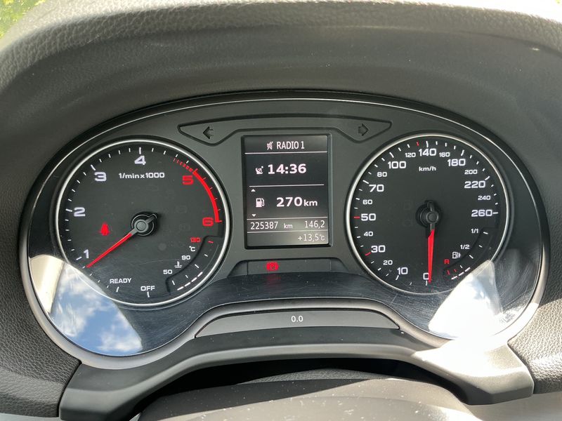 Audi Q2 1.6 TDI Sport edition — zdjęcie 13