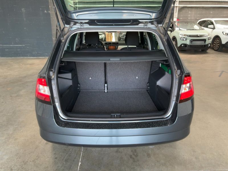 Skoda Fabia 1.4 TDI Drive — zdjęcie 10