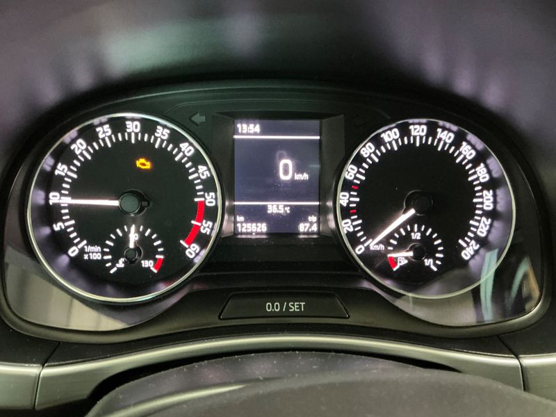 Skoda Fabia 1.4 TDI Drive 2017 – снимка 22