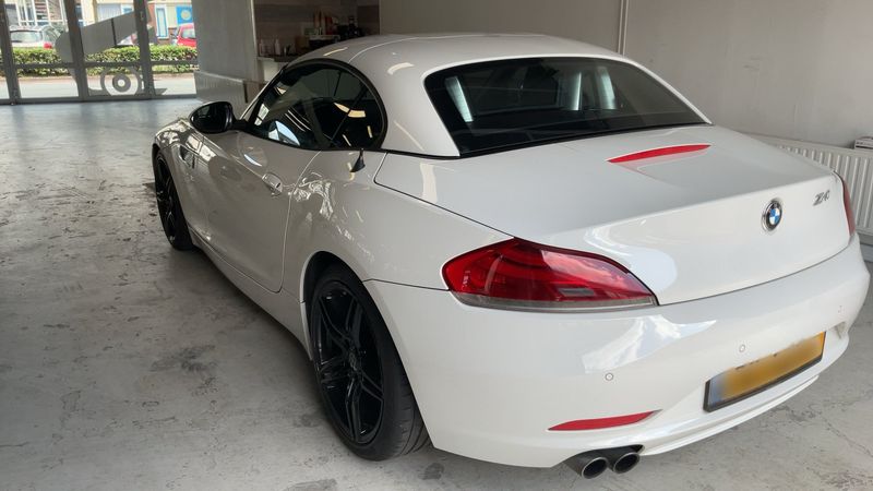 BMW Z4 sDrive 30i — zdjęcie 3