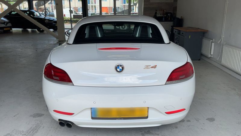 BMW Z4 sDrive 30i — zdjęcie 5