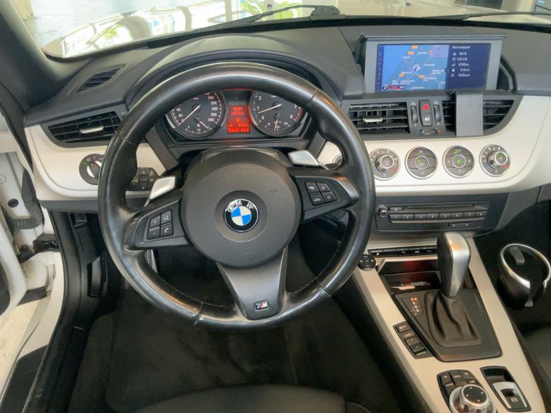 BMW Z4 sDrive 30i — zdjęcie 12