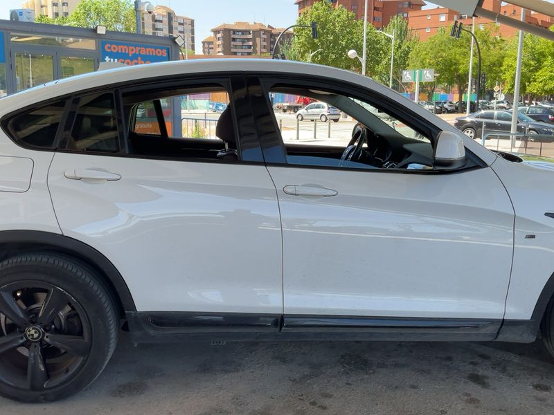 BMW X4 xDrive 20d — zdjęcie 7