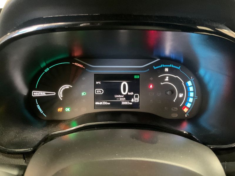 Dacia Spring electric drive 33 kW Comfort Plus — zdjęcie 13
