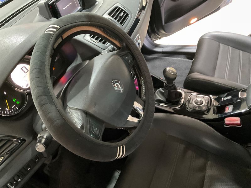 Renault Megane 1.5 dCi BOSE Edition 2014 – снимка 23