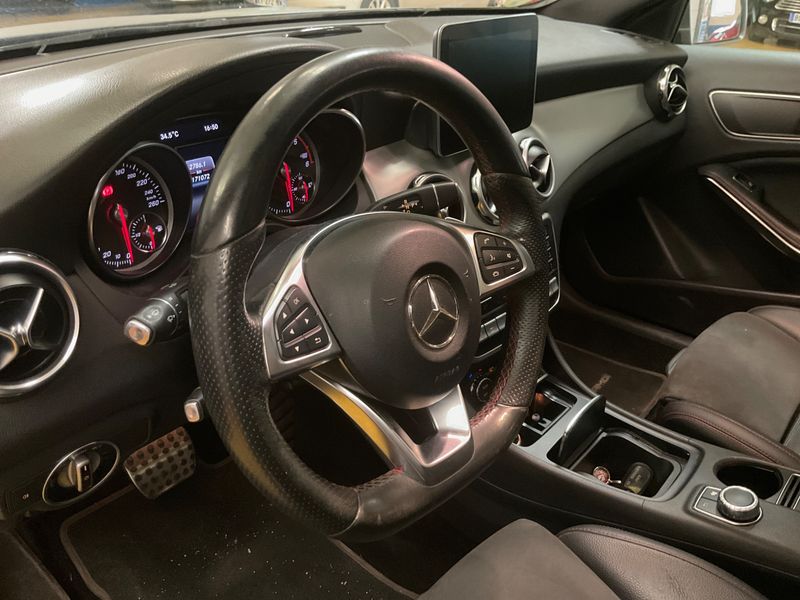 Mercedes-Benz GLA-Klasse GLA 220 d 4Matic Fascination 2017 – снимка 24