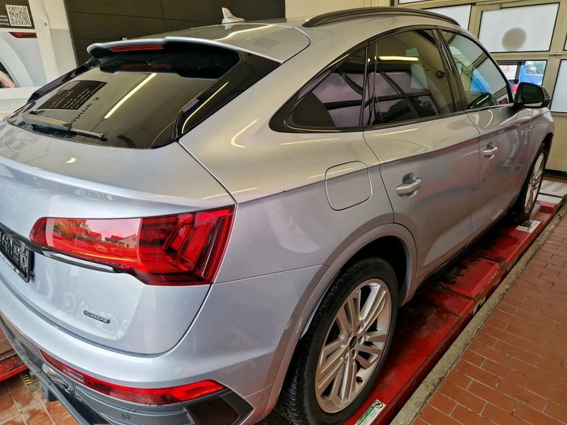 Audi Q5 Sportback 50 TDI Mild-Hybrid quattro S line — zdjęcie 15
