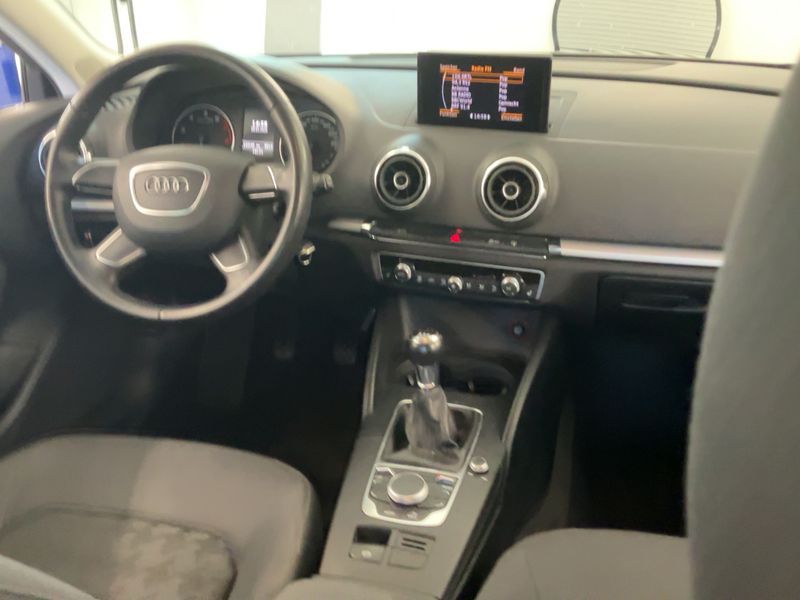 Audi A3 Sportback 1.4 TFSI Attraction — zdjęcie 12