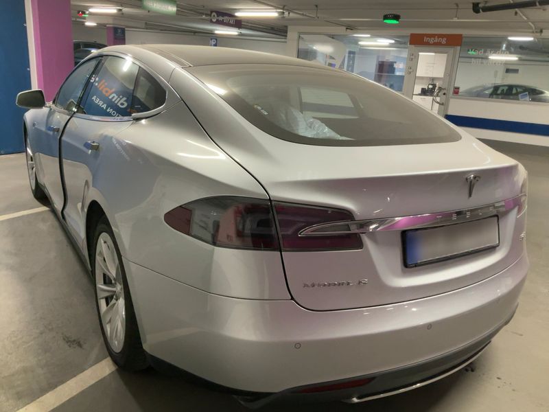 Tesla Model S P85 Performance — zdjęcie 3
