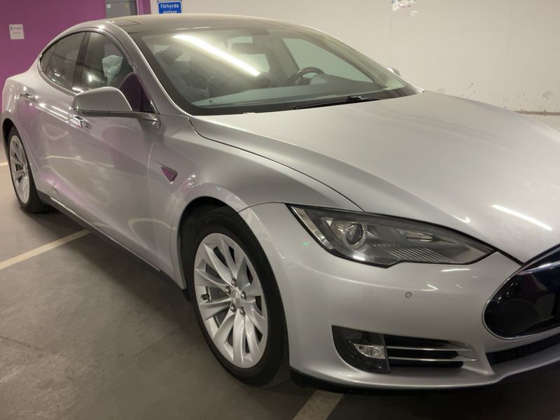 Tesla Model S P85 Performance — zdjęcie 8