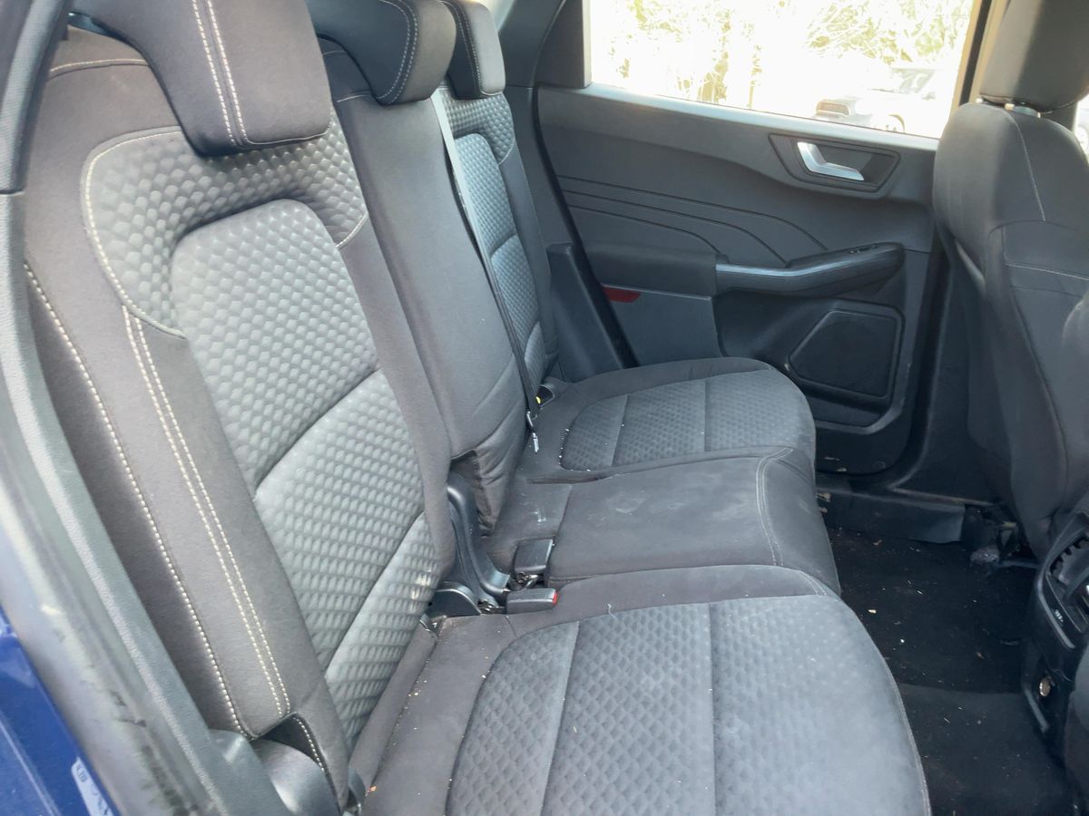 Ford Kuga 2021 — photo 20