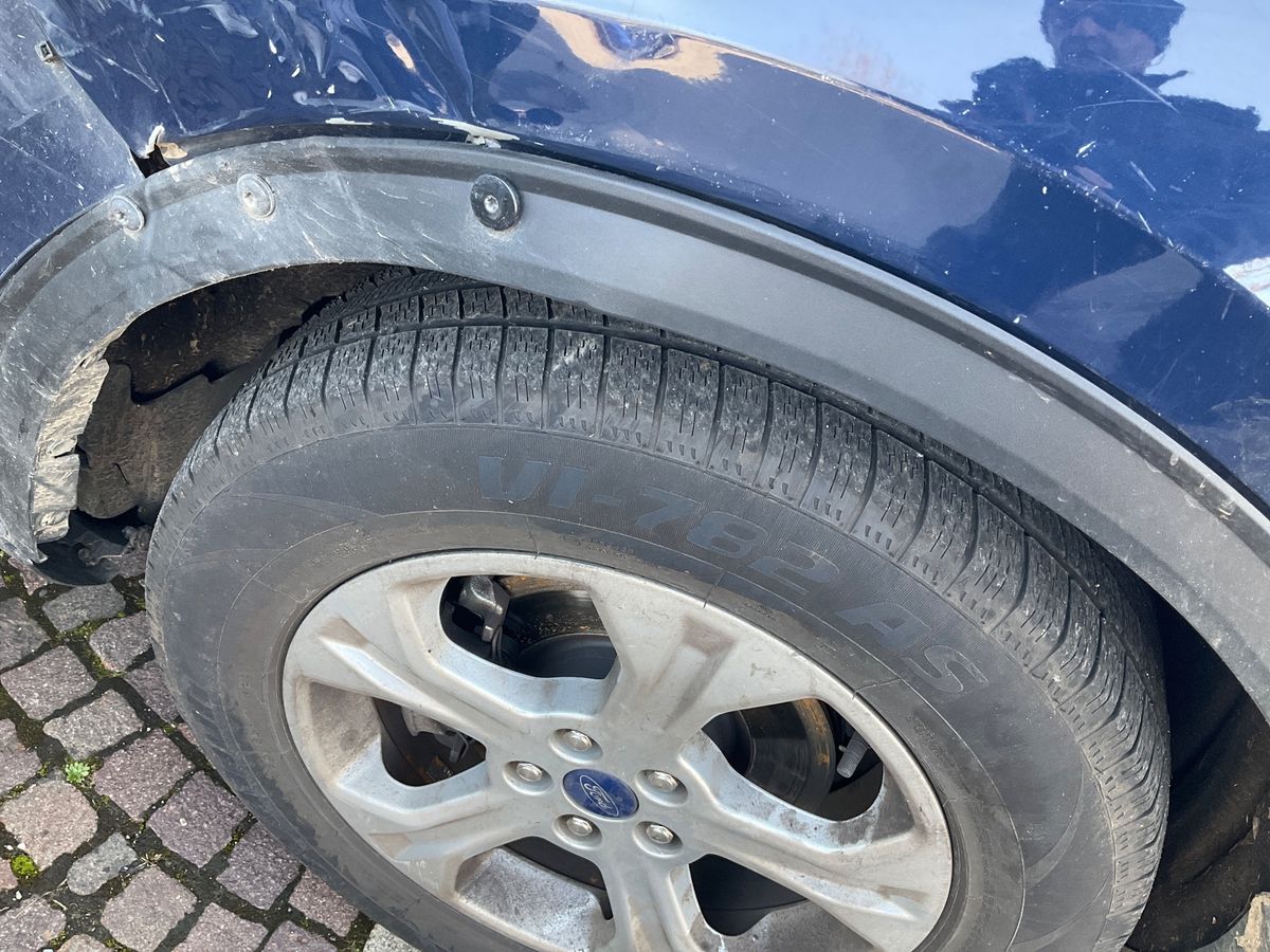 Ford Kuga 2021 — photo 35
