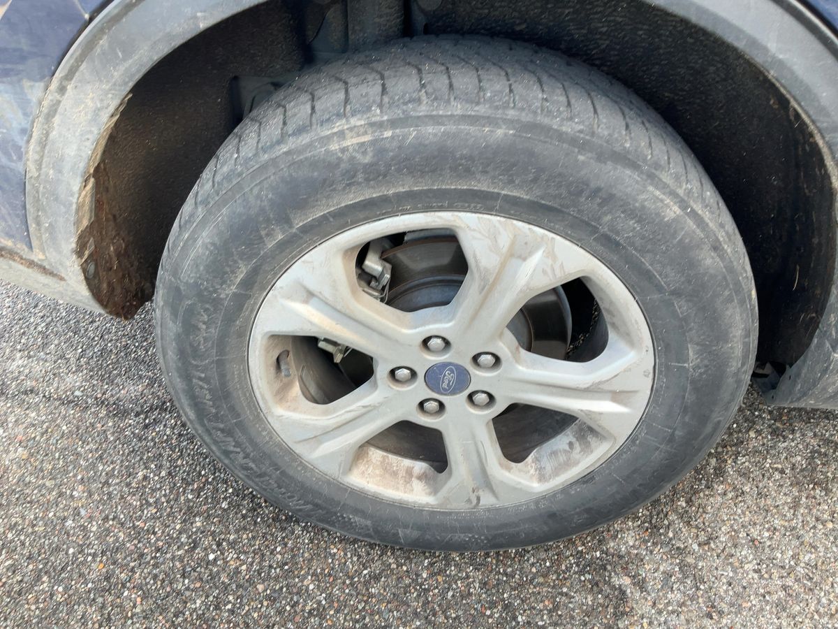 Ford Kuga 2021 — photo 10