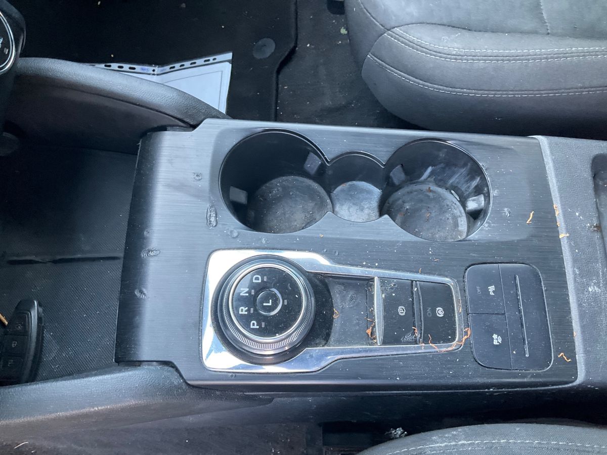 Ford Kuga 2021 — photo 25