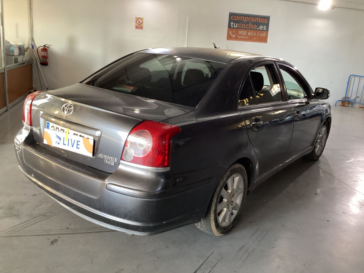 Toyota Avensis 2.2 D-4D Sol