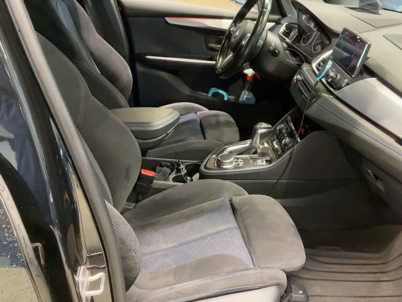 BMW 2er 220d Active Tourer M Sport 2017 – снимка 17