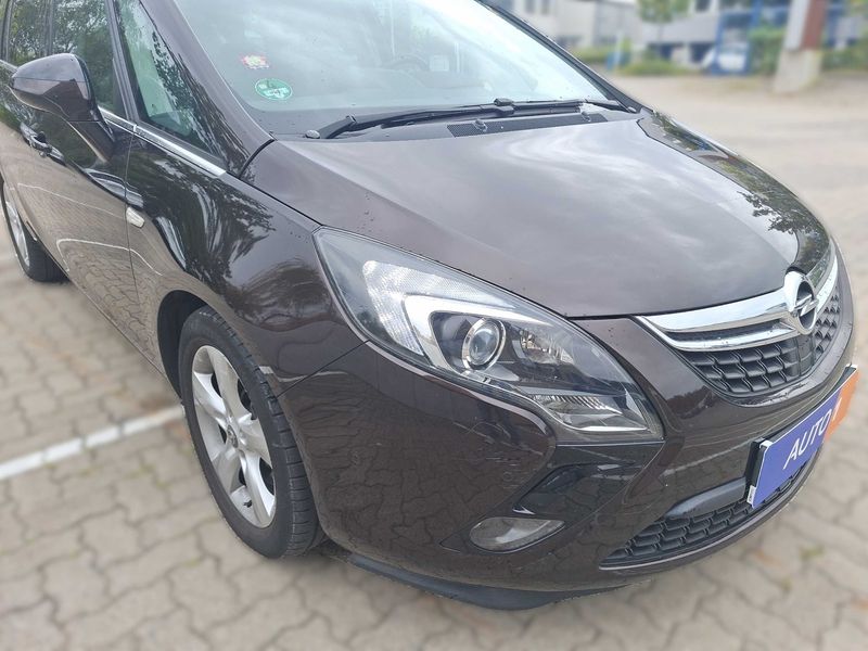 Opel Zafira Tourer 2.0 CDTI Business Innovation — zdjęcie 6
