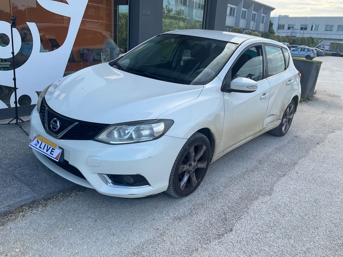 Nissan Pulsar 2015