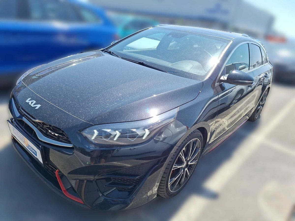 Kia pro_cee'd 2022 — photo 1