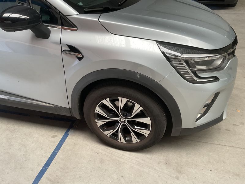 Renault Captur 1.6 Hybrid E-Tech Techno — zdjęcie 8