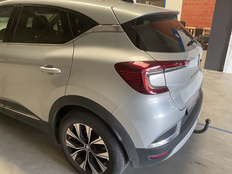 Renault Captur 1.6 Hybrid E-Tech Techno — zdjęcie 3