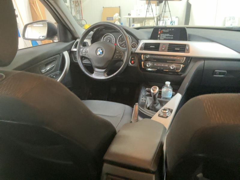 BMW 3er 318d Advantage 2015 – снимка 17