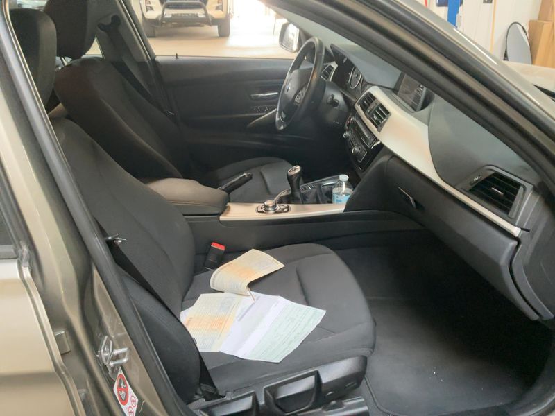 BMW 3er 318d Advantage 2015 – снимка 16