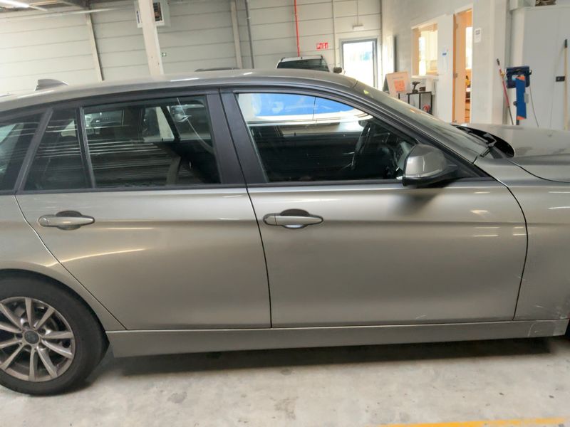 BMW 3er 318d Advantage 2015 – снимка 10