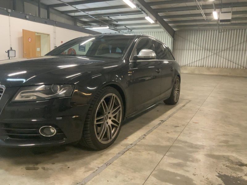 Audi S4 3.0 V6 TFSI quattro — zdjęcie 2