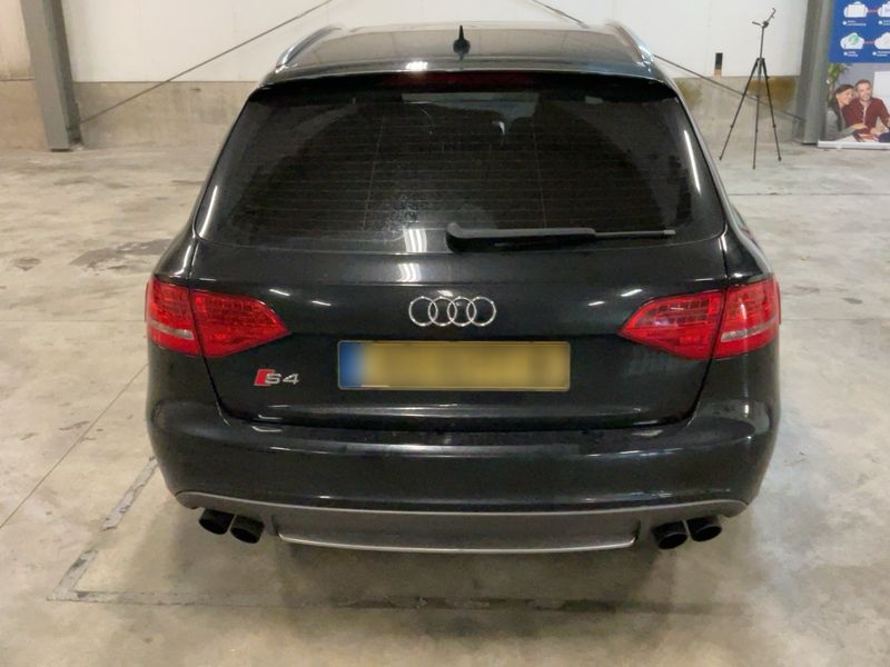 Audi S4 3.0 V6 TFSI quattro — zdjęcie 5
