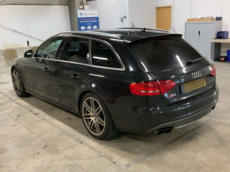 Audi S4 3.0 V6 TFSI quattro — zdjęcie 3