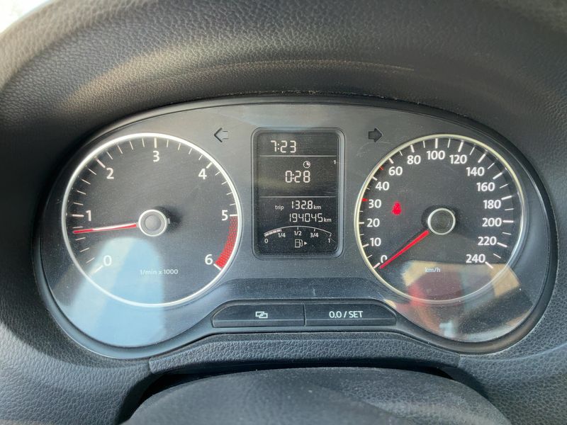 Volkswagen Polo 1.6 TDI Comfortline — zdjęcie 13