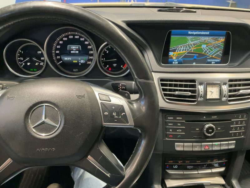Mercedes-Benz E-Klasse E 220 CDI T BlueTEC 2015 – снимка 18