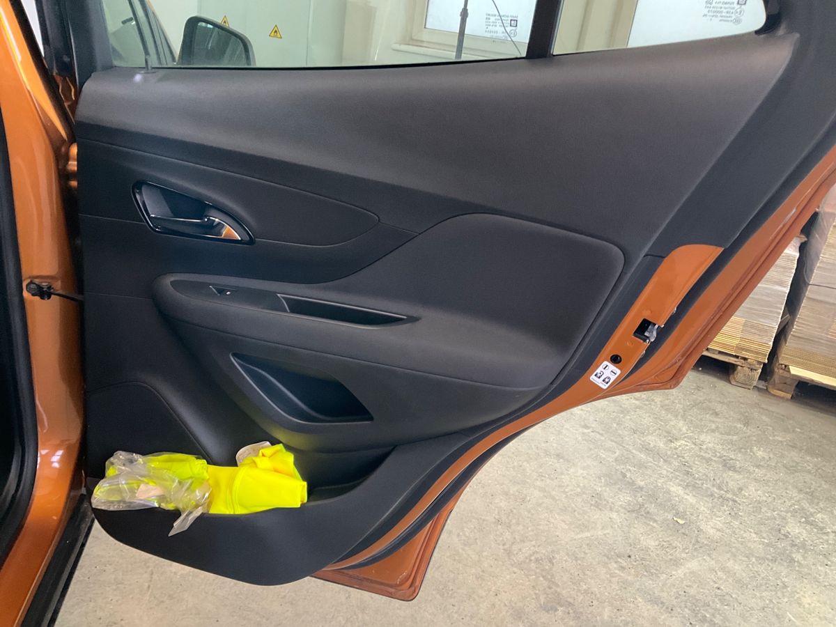 Opel Mokka 2018 — photo 31