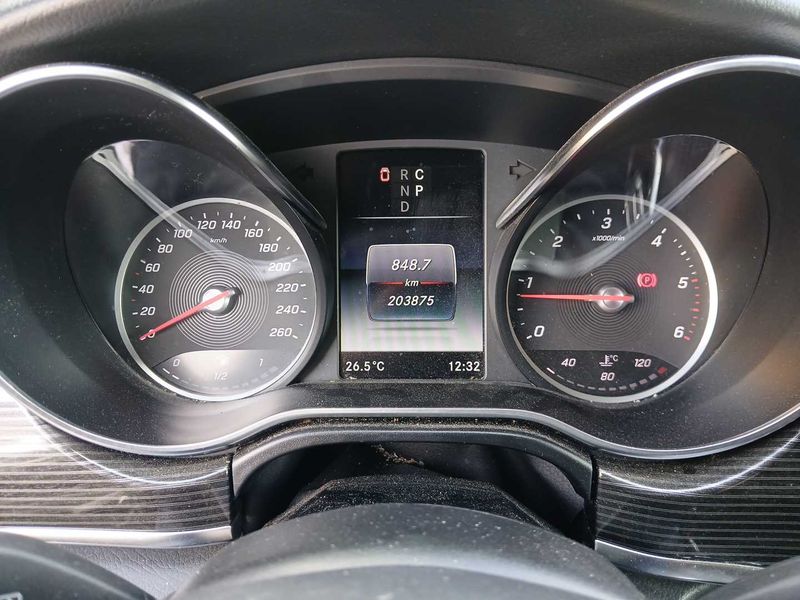 Mercedes-Benz V-Klasse V 300 d AVANTGARDE lang — zdjęcie 12