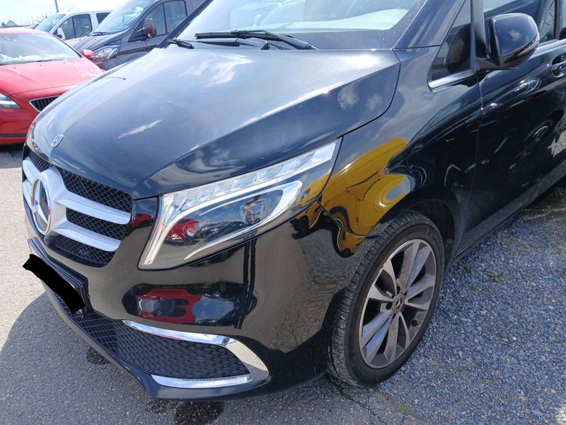 Mercedes-Benz V-Klasse V 300 d AVANTGARDE lang — zdjęcie 2