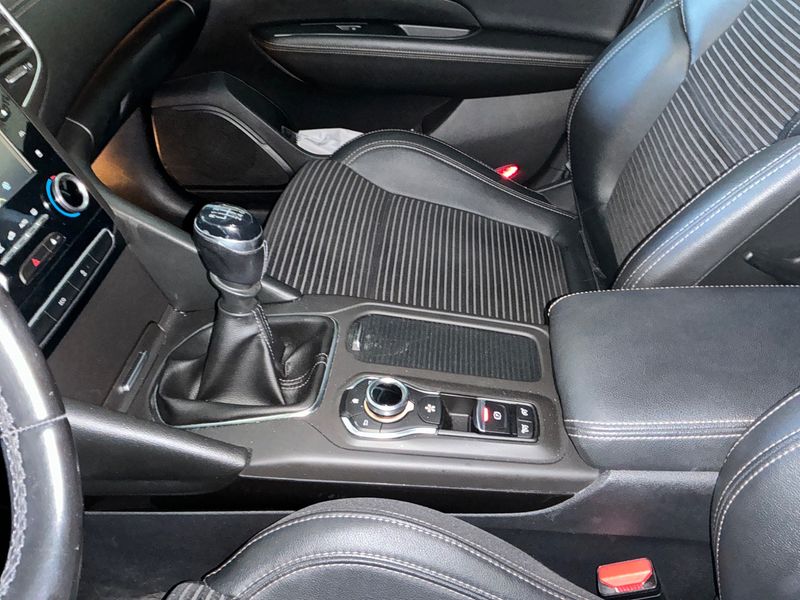 Renault Talisman 1.7 BLUE dCi Intens 2019 – снимка 25