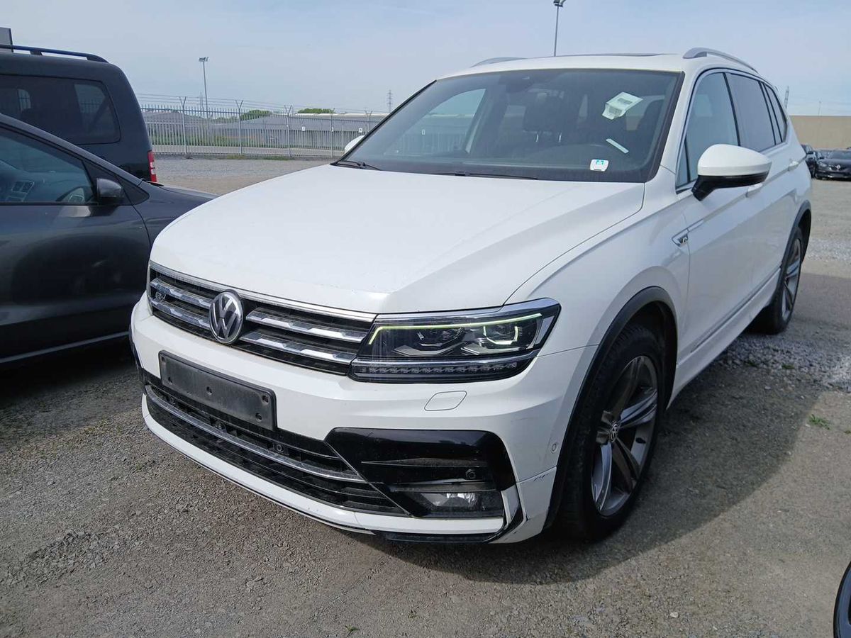 Volkswagen Tiguan 2018 — photo 1