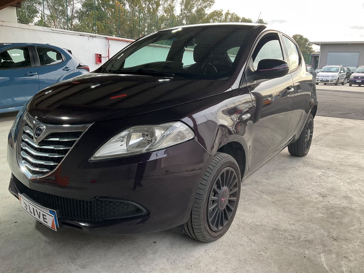 Lancia Ypsilon 0.9 TwinAir Elefantino